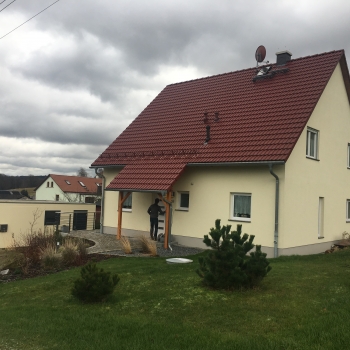 EFH mit Doppelgarage in Steina